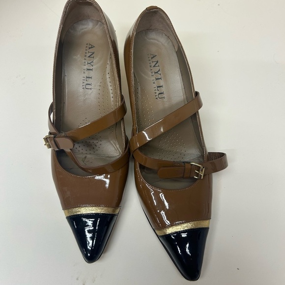 Anyi Lu Brown and Black Patent Flats with Gold Trim - Picture 1 of 9